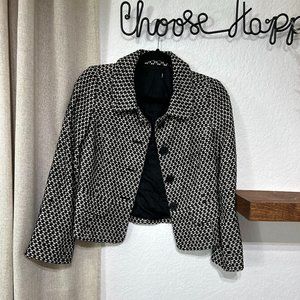 Vintage - Women's Light Weight Coat in Black and White - Fits Like a Small